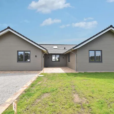 펜션 Beautiful In With Sauna